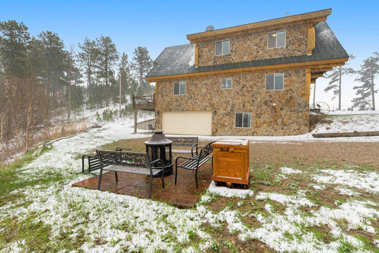 Tetro Rock Retreat Villa Deadwood Exterior photo