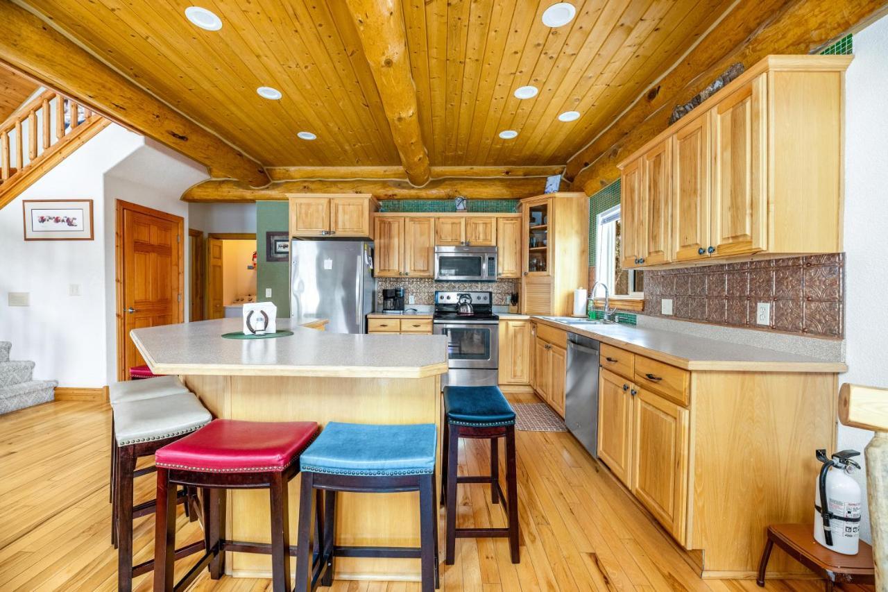 Tetro Rock Retreat Villa Deadwood Exterior photo